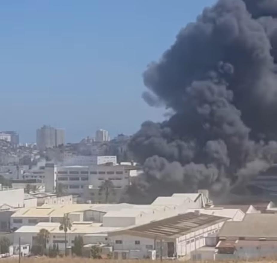  حريق في شاحنة صهريجية لنقل المحروقات يؤدي إلى اختناق 7 أشخاص بمنطقة صناعية في طنجة 