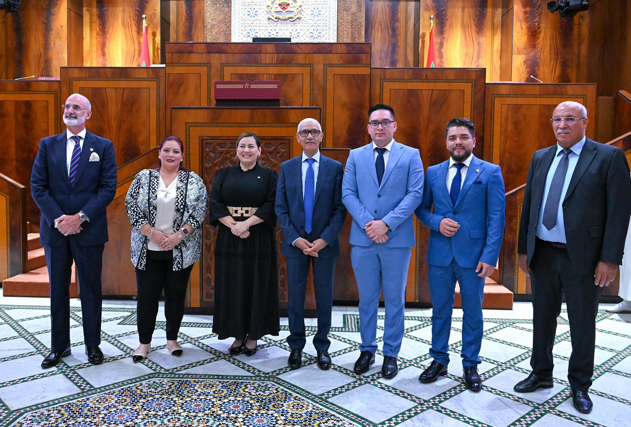  الطالبي العلمي يستقبل وفدا برلمانيا من السلفادور 