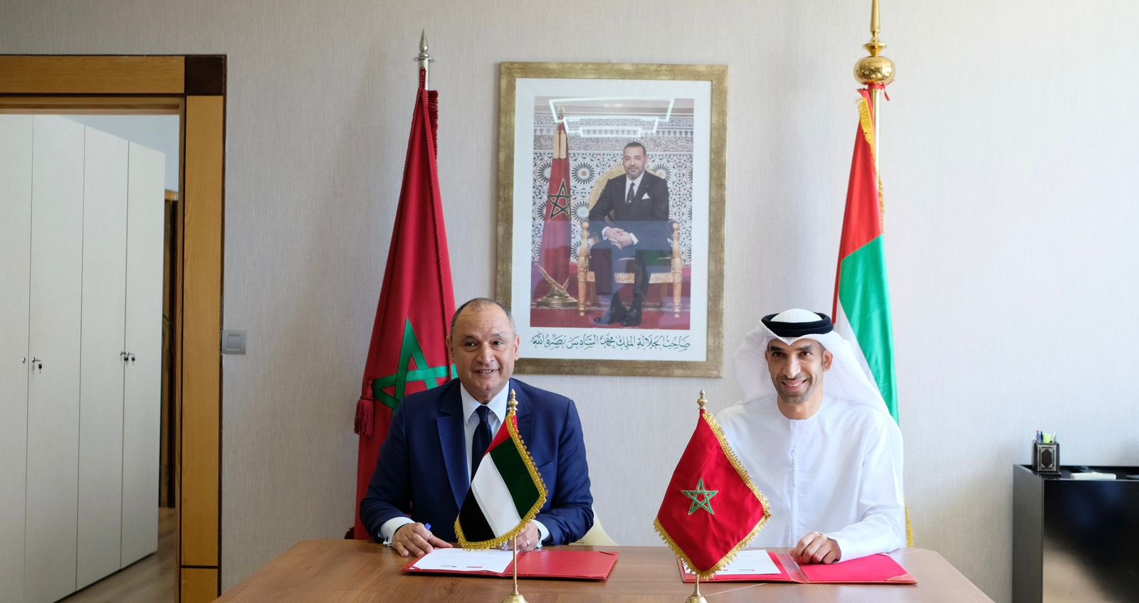  المغرب والإمارات يوقعان اتفاقية الشراكة الاقتصادية الشاملة لتحفيز التدفق الحر للسلع والخدمات بين البلدين 