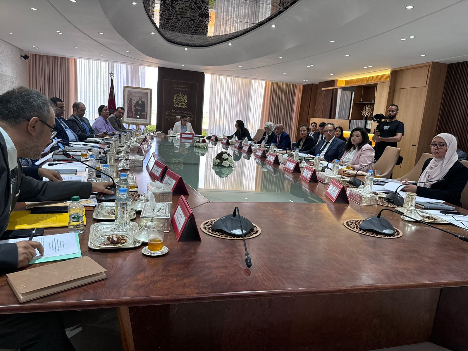  وزارة الإسكان تمنح منح التغطية الصحية التكميلية للمتقاعدين وذوي الحقوق 