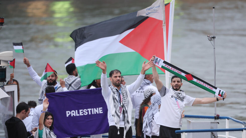 رئيس اللجنة الأولمبية الفلسطينية: لن أطلب من الرياضيين الفلسطينيين الانسحاب أمام الإسرائيليين في أولمبياد باريس