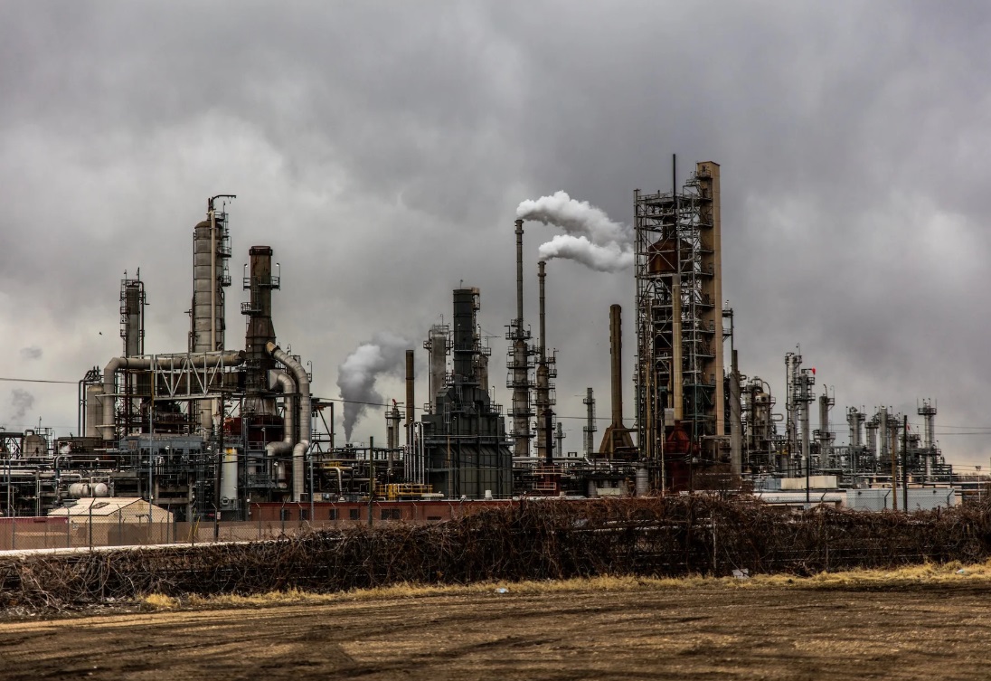 الكويت تعلن اكتشاف كميات ضخمة من النفط والغاز