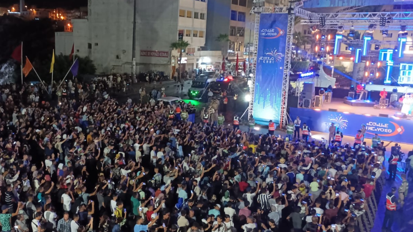 الطالبي وان ومحمد أمين يفتتحان أولى سهرات منصة الحسيمة بمرجان الشواطئ