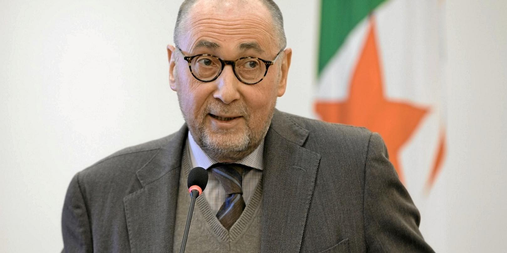  سفير فرنسا السابق لدى الجزائر: موقف باريس من الصحراء المغربية سيكون له تأثير "الدومينو" في أوروبا والرباط تقترب من حل النزاع 