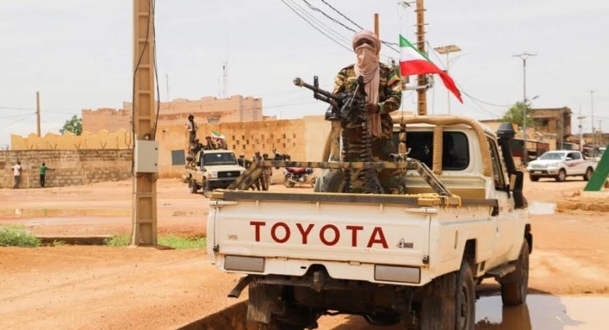 مالي تقطع علاقاتها مع كييف.. وقلق في الجزائر من حرب "روسية – أوكرانية" على حدودها الجنوبية