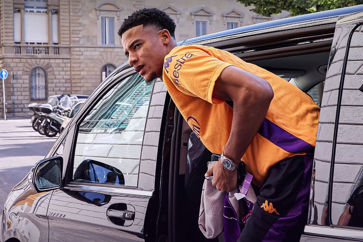 الدولي المغربي أمير ريتشاردسون ينتقل رسميا إلى فيورونتينا الإيطالي