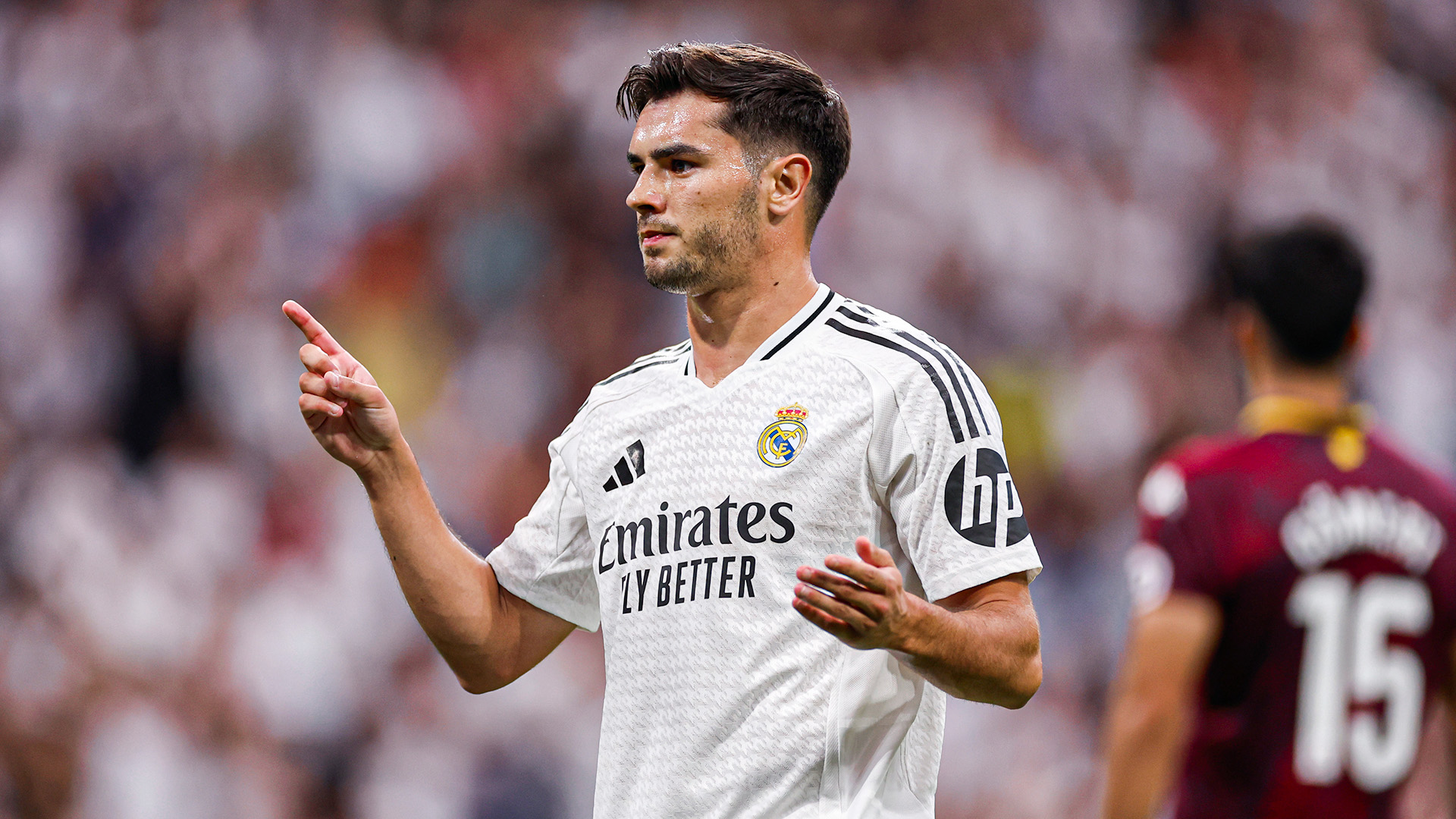 دياز يساهم في ثلاثية الريال ضد بلد الوليد