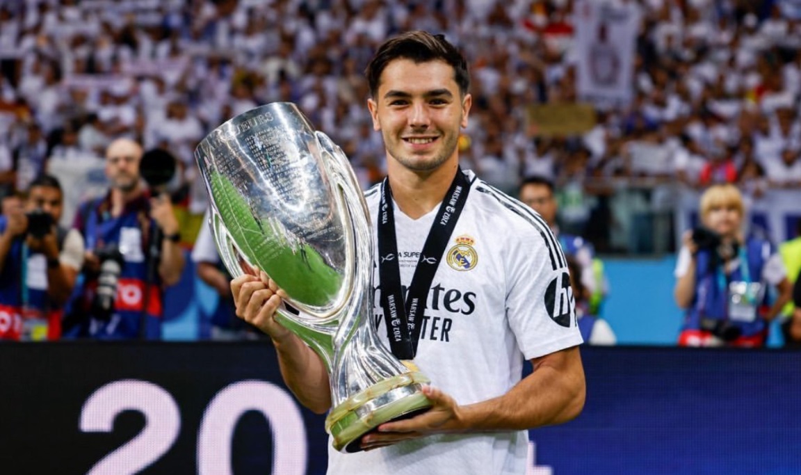  قبل دياز.. 3 لاعبين مغاربة فازوا بالسوبر الأوروبي 