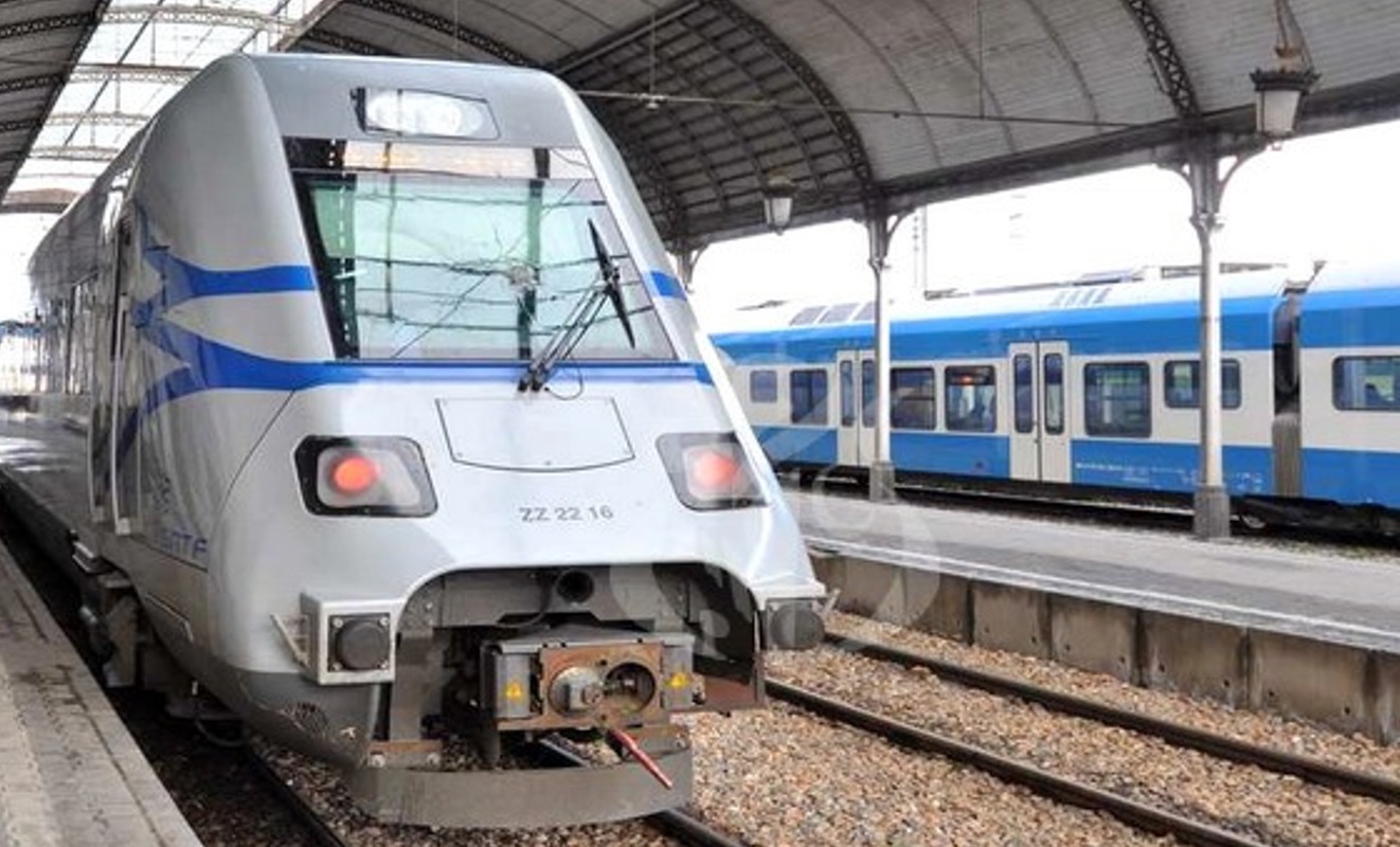 قطار لنقل المحروقات يخرج عن السكة في ولاية باتنة الجزائرية