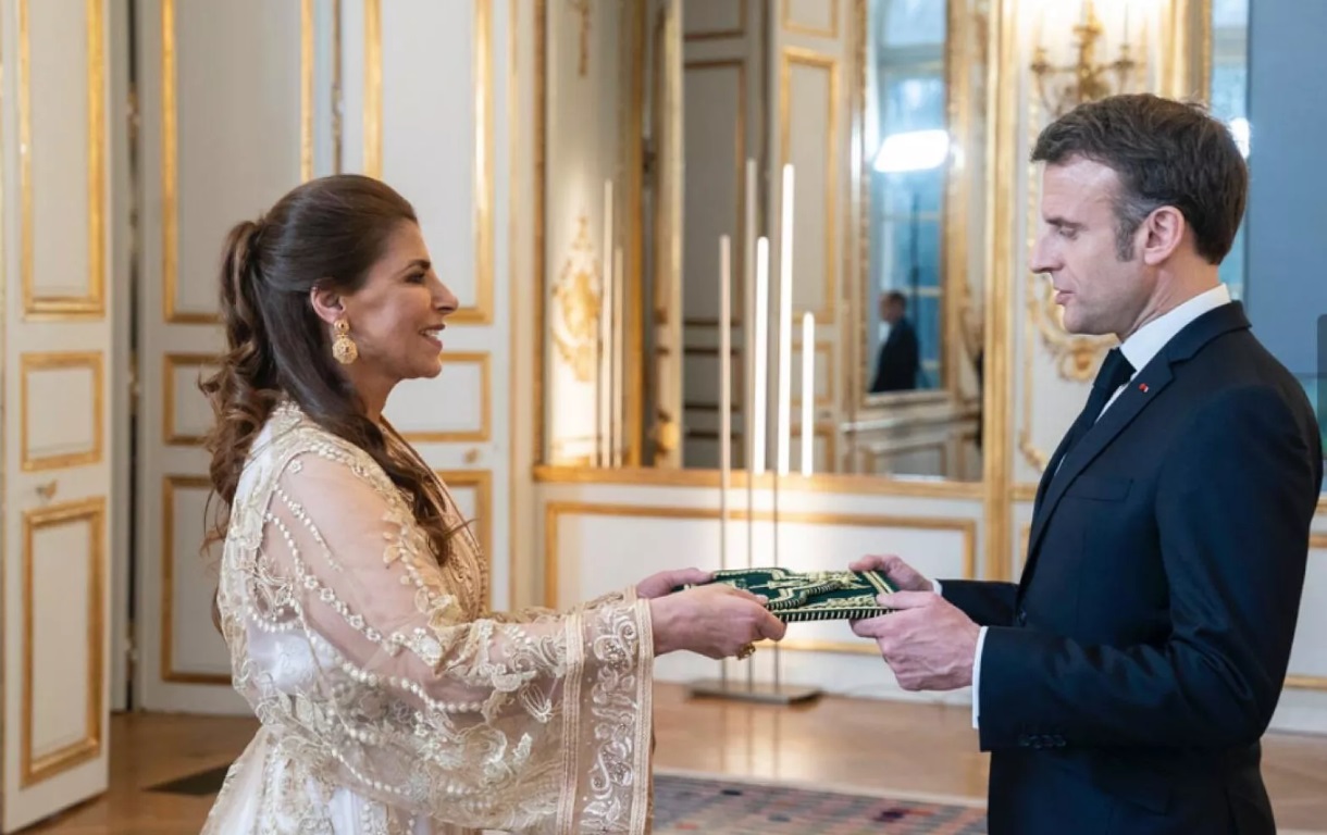 سميرة سيتايل: موقف ماكرون الداعم لمغربية الصحراء لم يأتِ من فراغ بل هو نِتاج مُحادثات امتدت منذ أكتوبر 2023