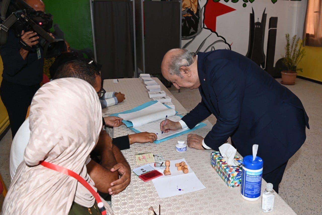  تبون رئيسا للجزائر لولاية ثانية بأزيد من 94% من الأصوات 