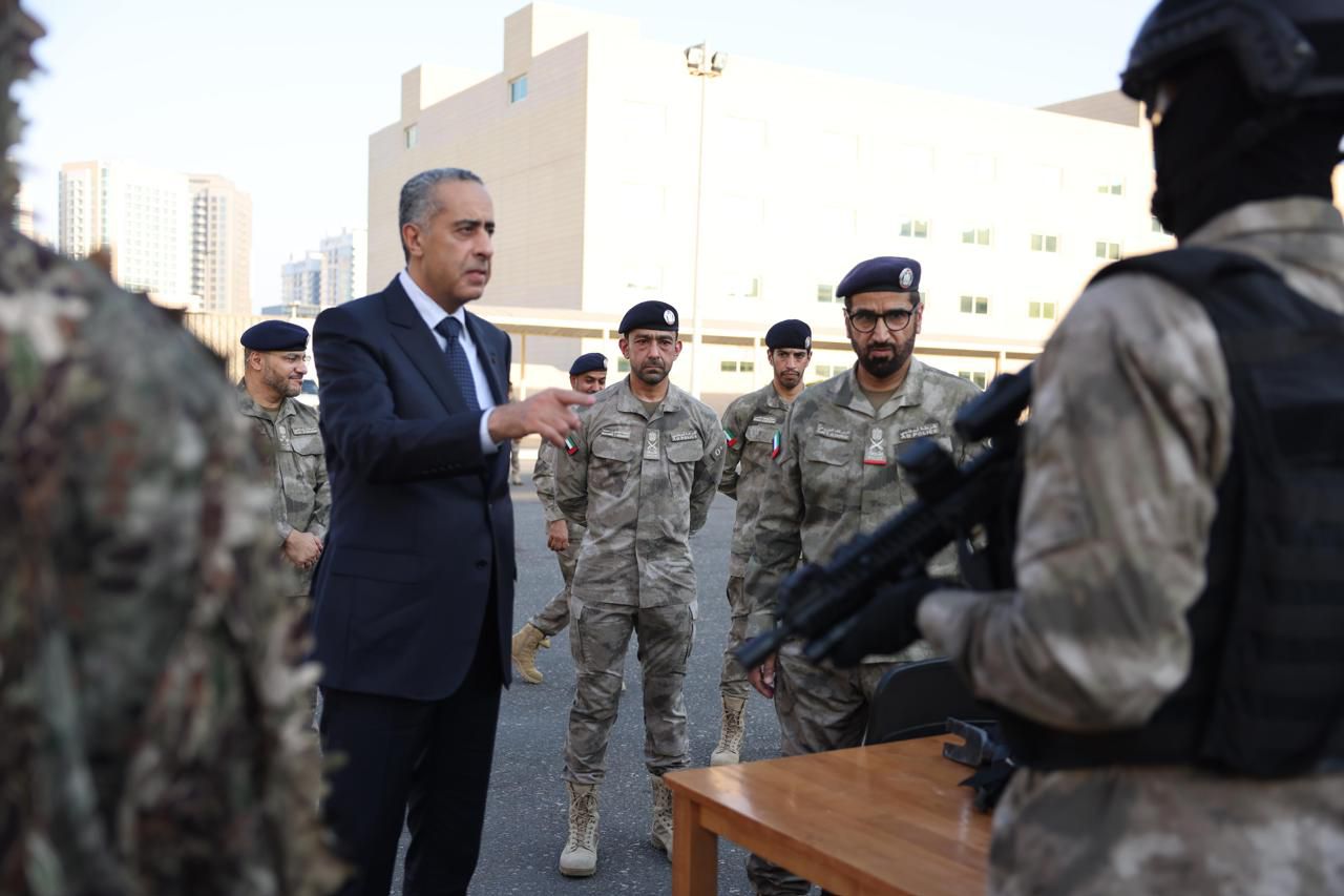 حموشي يزور مقر قيادة القطاع الأمني الجنائي بشرطة أبو ظبي ويطلع على"الدوريات الذكية"