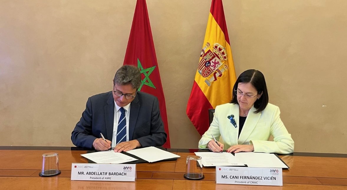  المغرب وإسبانيا يوقعان اتفاقية لضبط قطاع الطاقة 