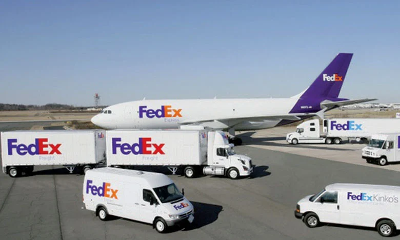 عملاق الشحن "فيديكس" تُغضب النقابات الإسبانية بسبب قرارها نقل أنشطتها إلى المغرب واستبدال الموظفين بالذكاء الاصطناعي