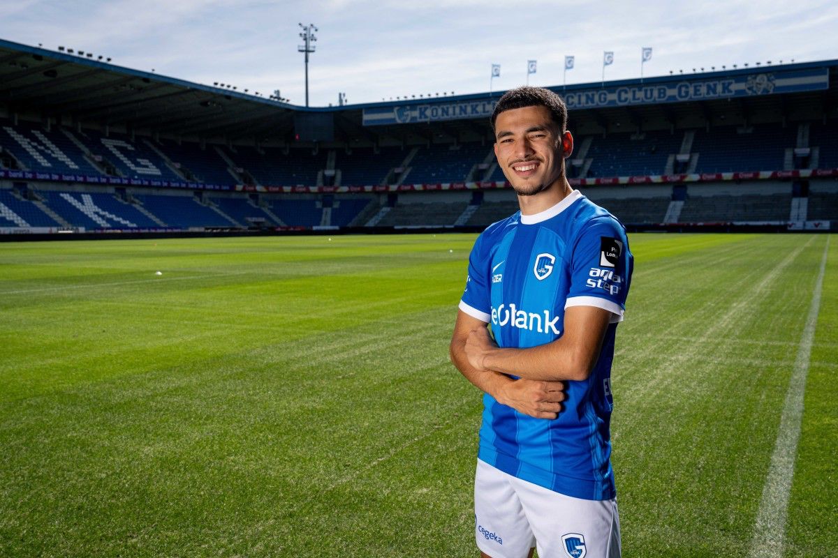 الدولي المغربي زكريا الوحدي يمدد عقده مع "جينك" البلجيكي حتى عام 2028