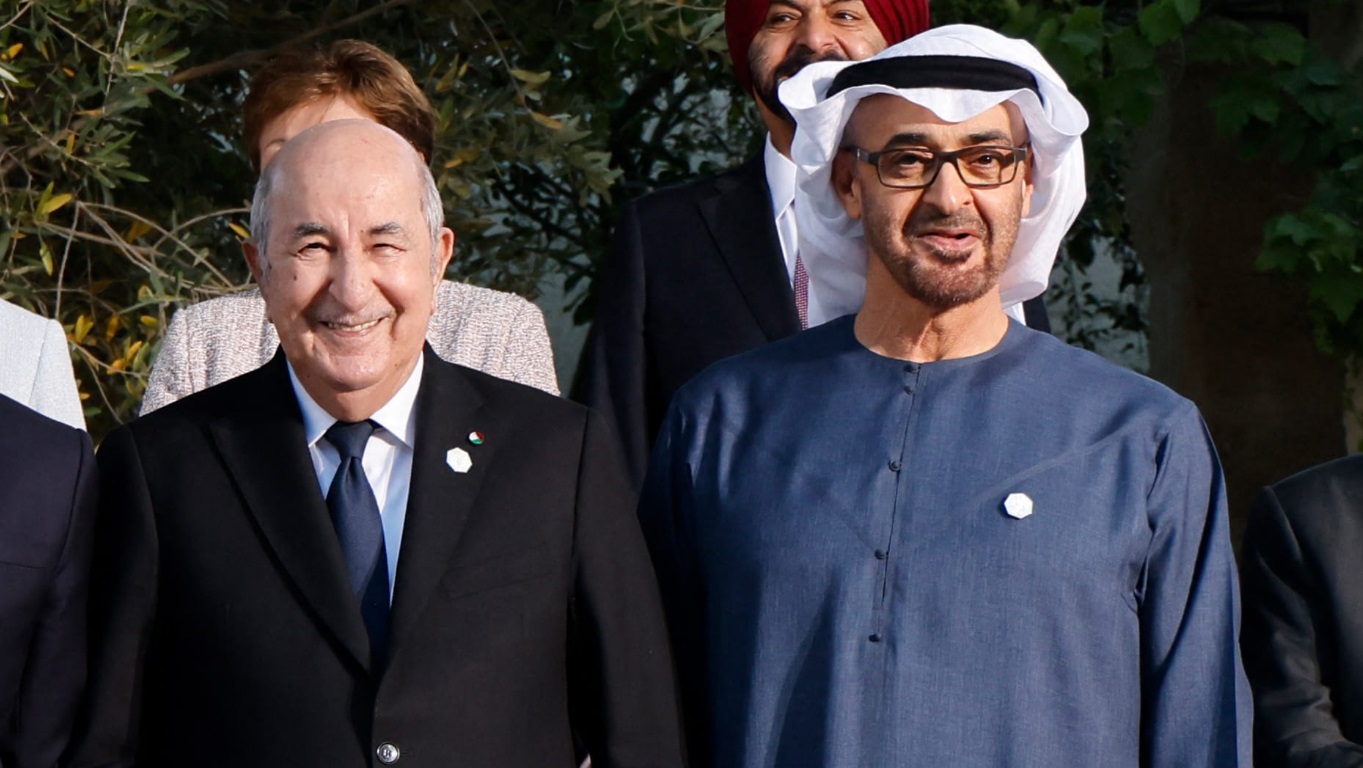 بن زايد يهنئ تبون على إعادة انتخابه ويتفقان على "لقاء قريب"