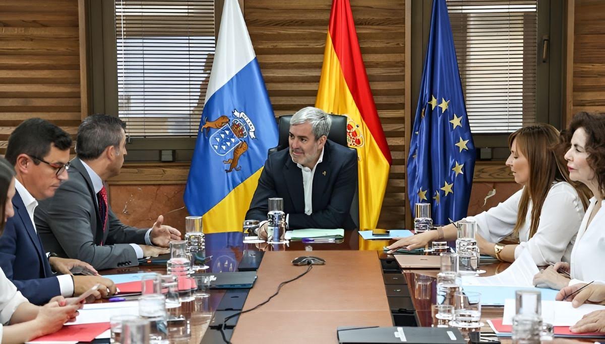  حكومة جزر الكناري لـ"الصحيفة إنجليزية": الوفد الذي سيقوده الرئيس كلافيخو إلى المغرب هو الأهم بالنسبة لإقليم أوروبي 