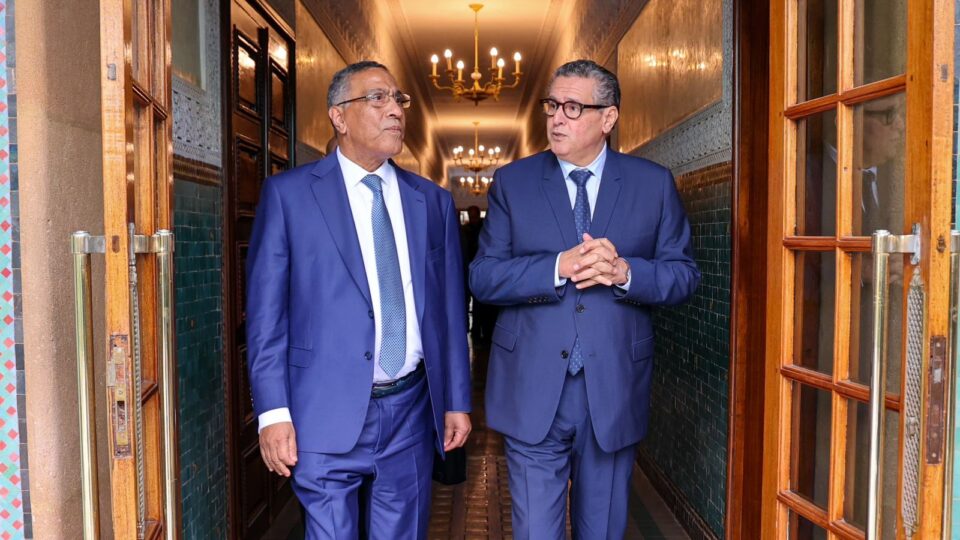 بعد تحقيق التقدم.. "تلكؤ" الحكومة وتراجعها عن الاتفاق يدخل مشروع قانون الإضراب في حالة جمود.. وموخاريق يكشف لـ"الصحيفة" كواليس اجتماع أرجع المفاوضات إلى نقطة الصفر