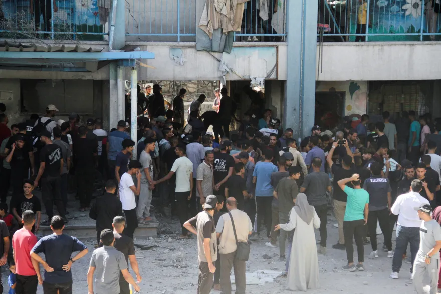  إسرائيل "تدك" لبنان وغزة بعد تعرض شمالها للقصف 