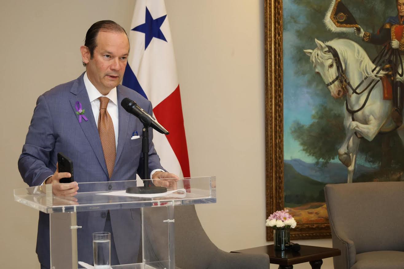  كانت أول دولة لاتينية تعترف بها.. البوليساريو تتلقى ضربة سياسية قاسية بسحب بنما اعترافها بـ"جمهوريتها الصحراوية" 