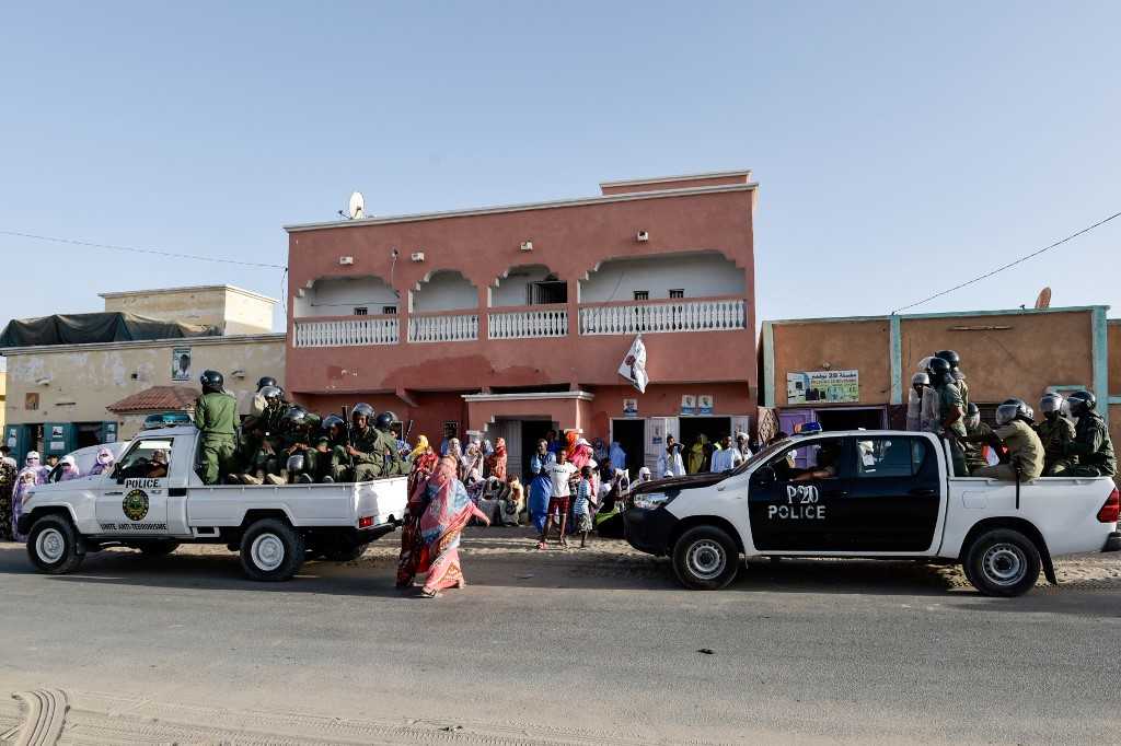  توقيف عصابة بموريتانيا نفذت عمليات احتيال رقمية استهدفت شخصيات بارزة بينها مكلف بمهمة في الرئاسة 