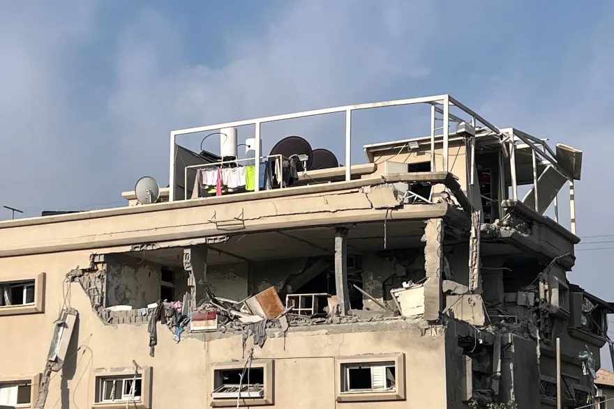 إصابة 11 شخصًا في إسرائيل بعد إطلاق صواريخ من لبنان