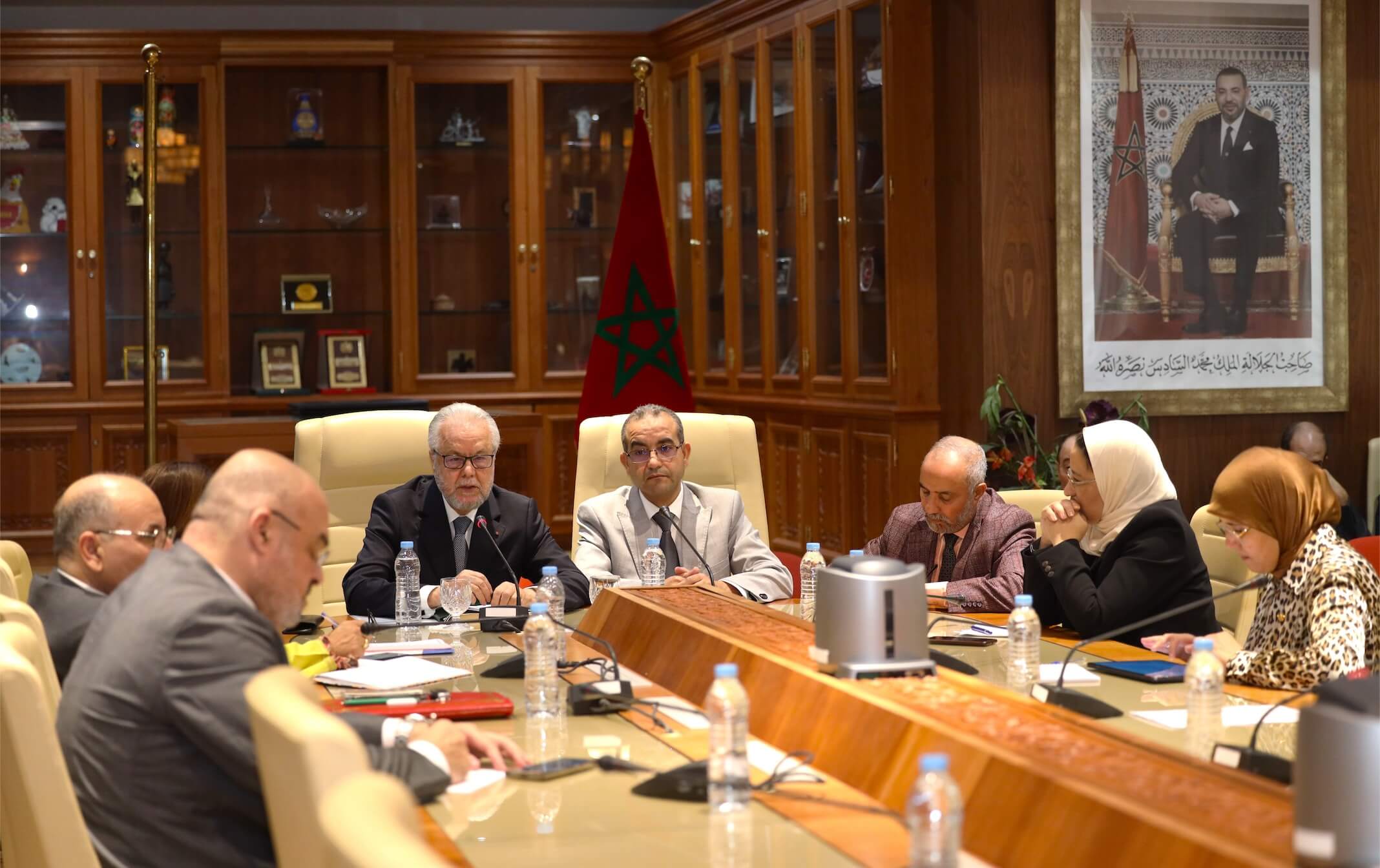  الحكومة تُقر بضعف تفاعلها مع المبادرات التشريعية البرلمانية وتعرب عن رغبتها في توثيق التعاون مع البرلمانيين 