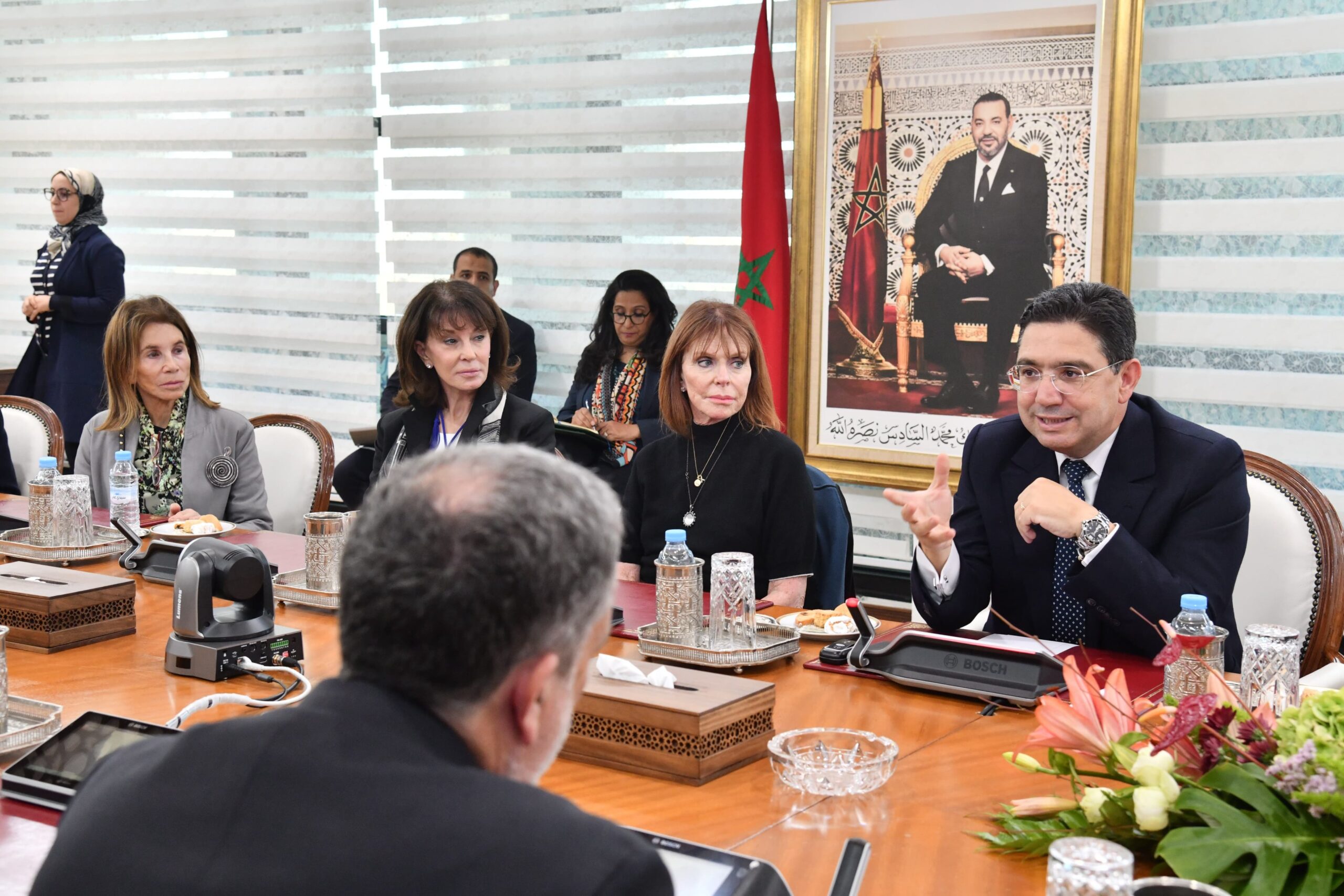 دينامية ملف الصحراء تفرض تغييرا جذريا على آليات عمل وزارة الخارجية.. تفاصيل المرسوم الذي صادقت عليه الحكومة