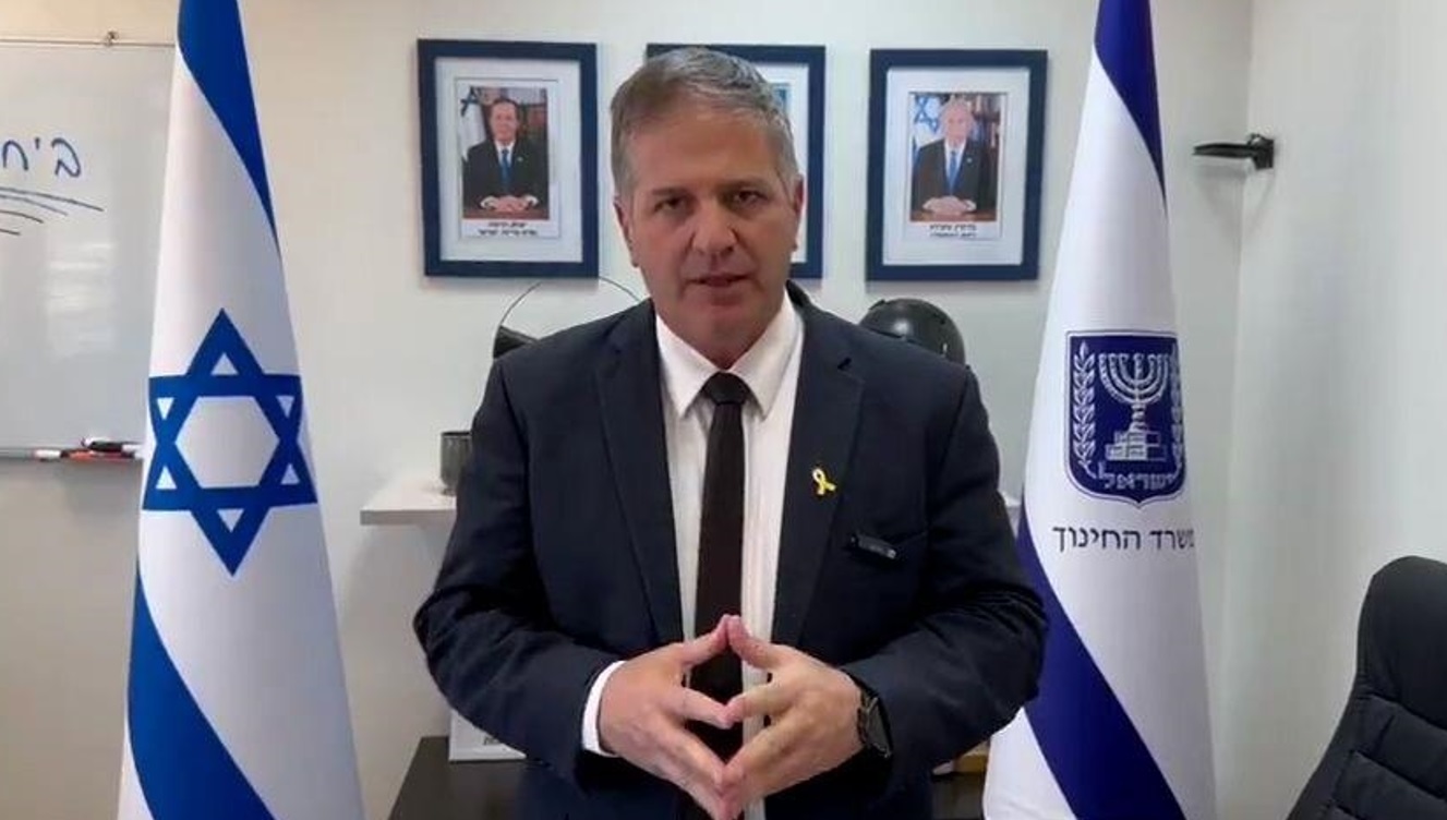 وزير إسرائيلي: رد إيران على هجومنا سيسمح بمواصلة تنفيذ استراتيجيتنا