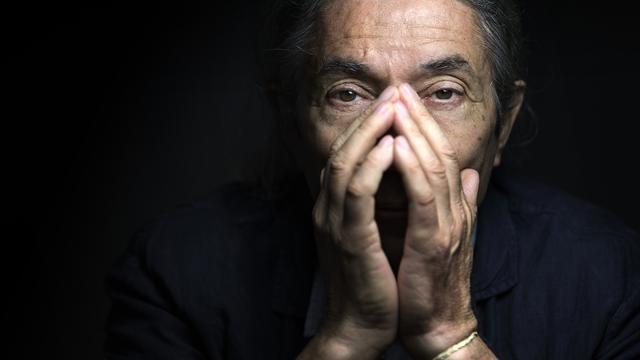  الرئيس الفرنسي يعبر عن "قلقه" حيال مصير الكاتب الجزائري/الفرنسي الذي اختفى فور وصوله إلى الجزائر السبت الماضي 