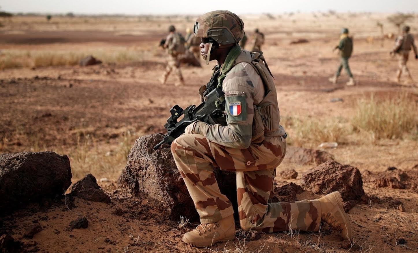 صحيفة فرنسية: المغرب وفرنسا يُعمقان شراكتهما العسكرية في سياق جيوسياسي متغير