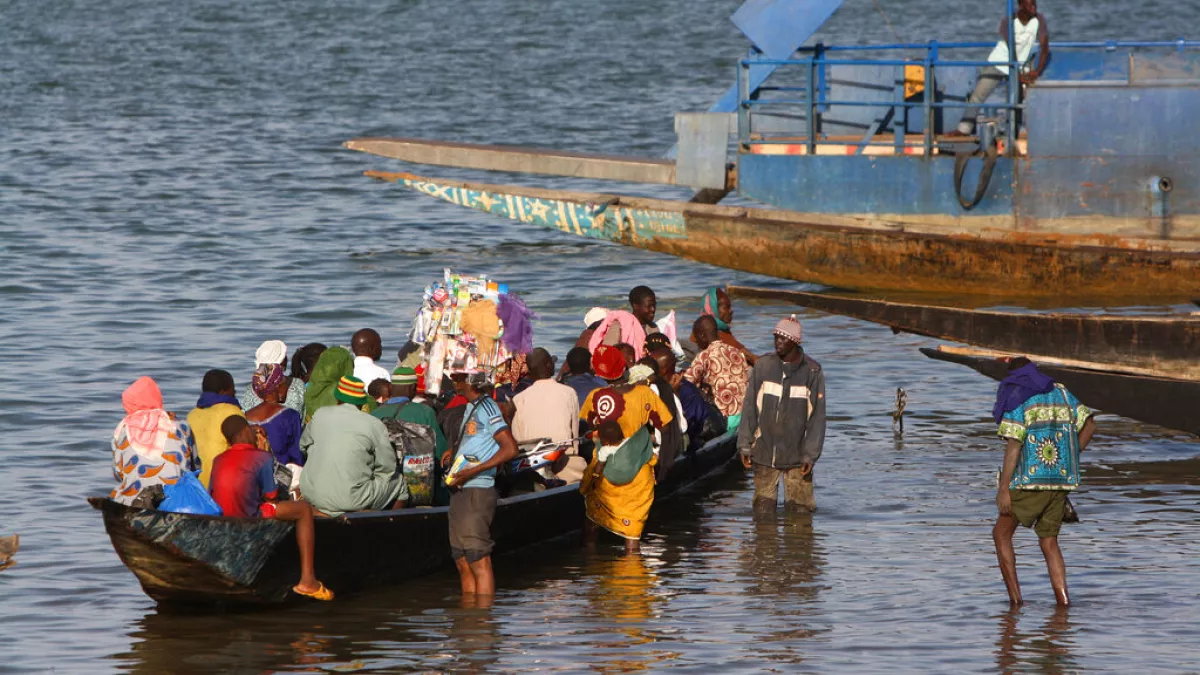 مقتل 69 مهاجرا في غرق قارب قبالة المغرب في الطريق لإسبانيا