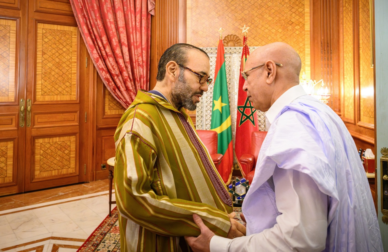  "الثقة والتعاون" على طاولة اجتماع الملك والرئيس الموريتاني.. هل تنخرط نواكشوط عمليا في المبادرة الأطلسية ومشروع خط الغاز؟ 