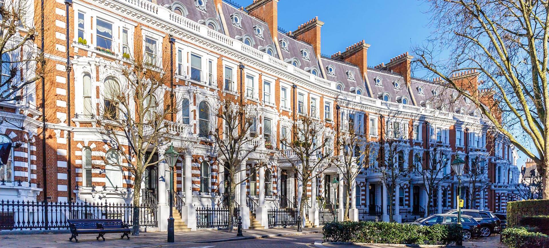 عائلة آل نهيان الحاكمة للإمارات تقتني قصرا فاخرا بـ 78.1 مليون دولار بحي "هولاند بارك" الشهير بالعاصمة البريطانية لندن