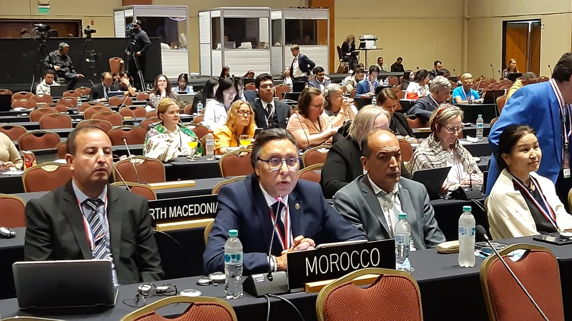  "اليونيسكو" تقبل رسميا احتجاج المغرب على صور القفطان الذي نسبته الجزائر لنفسها وتحذفه من ملفها 