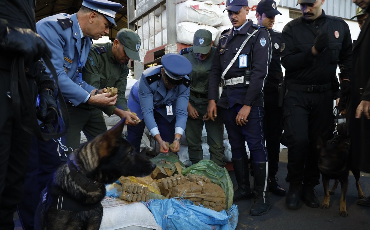 ضبط 3 أطنان من الشيرا بميناء الدار البيضاء