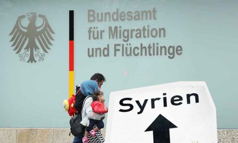  ألمانيا توقف طلبات اللجوء للسوريين بعد سقوط نظام الأسد 