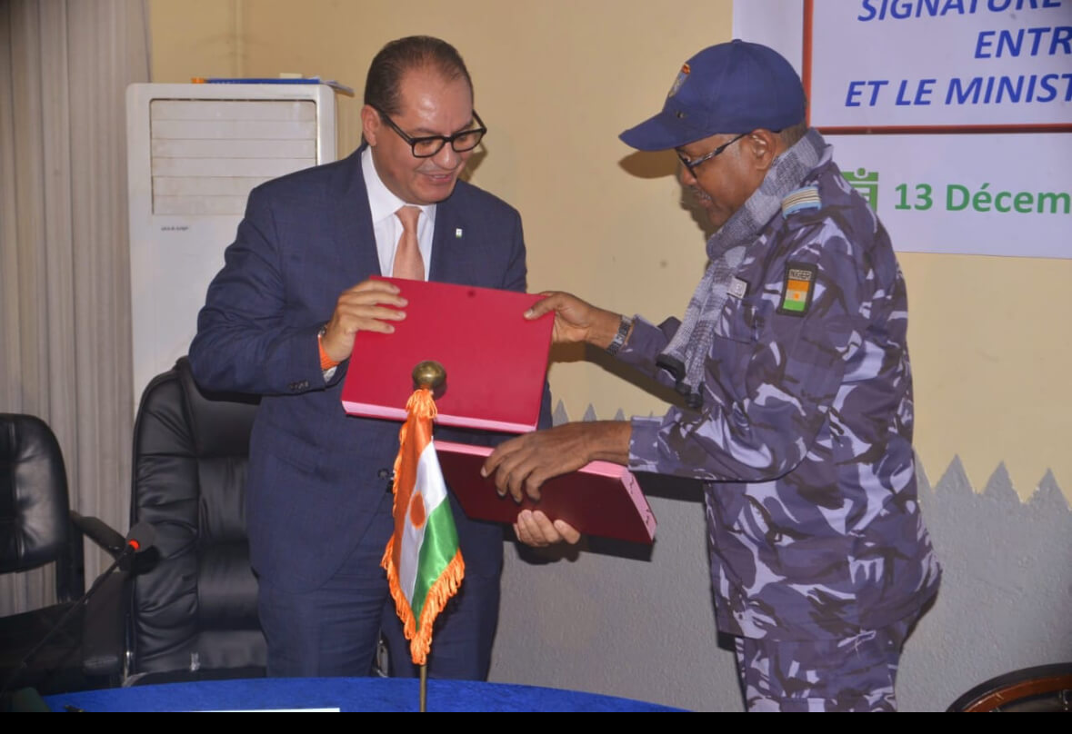 المكتب الشريف للفوسفاط يبرم اتفاقا استراتيجيا مع النيجر لتعزيز أمنها الغذائي من خلال الارتقاء بخصوبة التربة