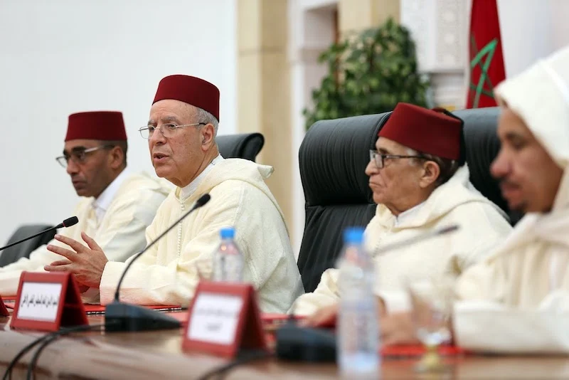 وزارة الأوقاف توضح خلفيات إعفاء رئيس المجلس العلمي المحلي لفيكيك