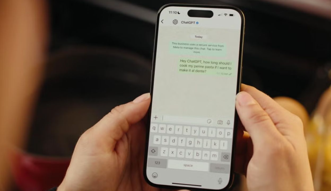  شركة "OpenAI" تطلق "ChatGPT" في تطبيق واتساب 
