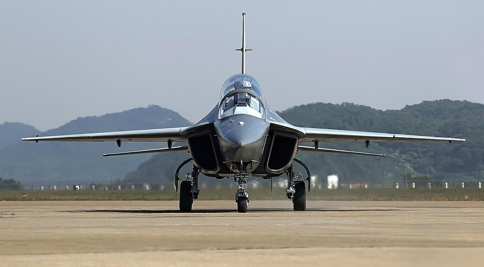 في انتظار مقاتلات F-35.. المغرب يتجه صوب الصين بحثا عن طائرات هجومية خفيفة