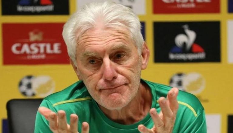 مدرب منتخب جنوب إفريقيا: تدريبي في الجزائر هو أكبر خطأ ارتكبته في حياتي.. فليست لديهم عقلية جيدة