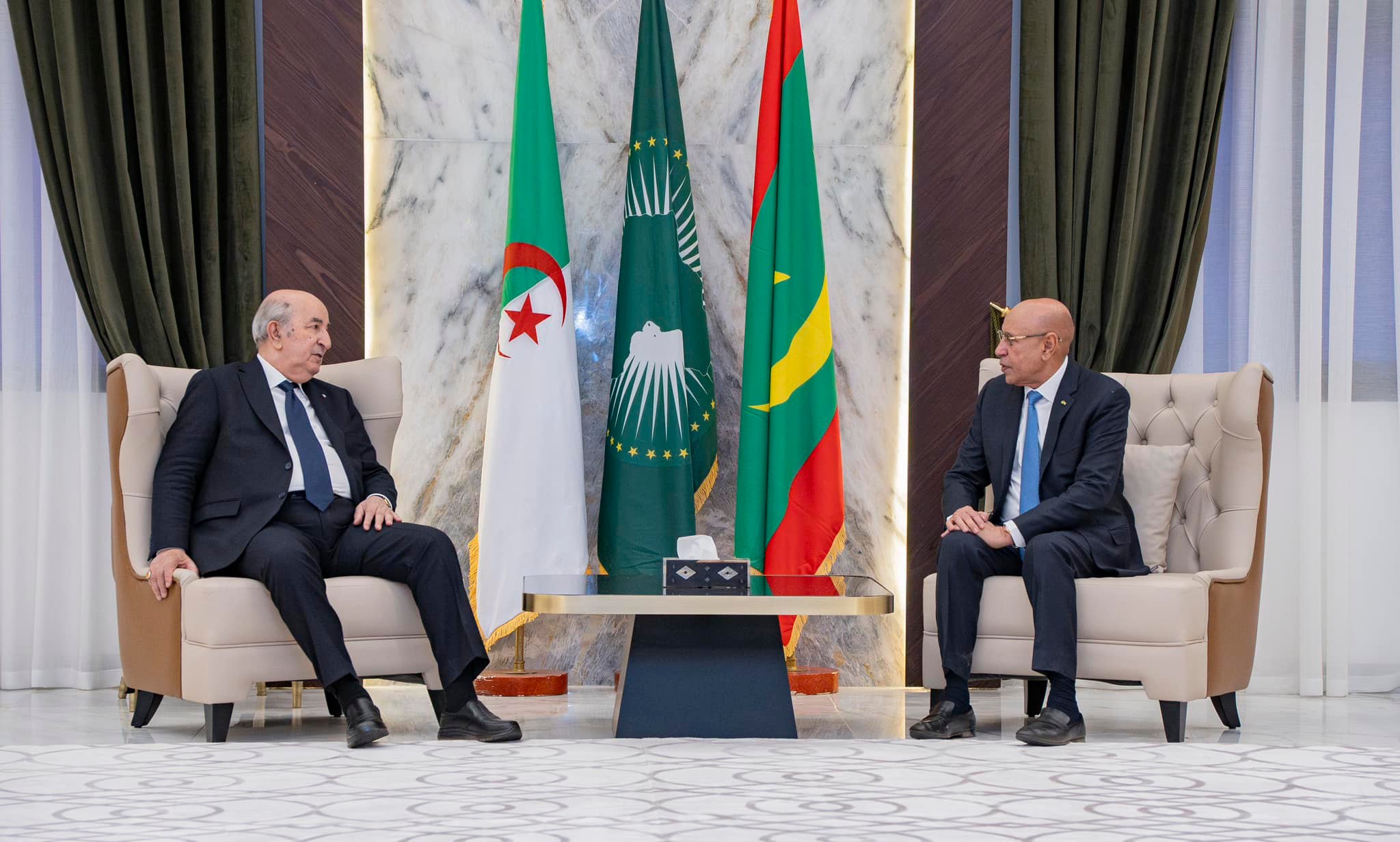  بعد التقارب المغربي الموريتاني.. تبون يُقيل السفير الجزائري "المفوض فوق العادة" في نواكشوط ويعوضه بـ"قائمٍ بأعمال" 