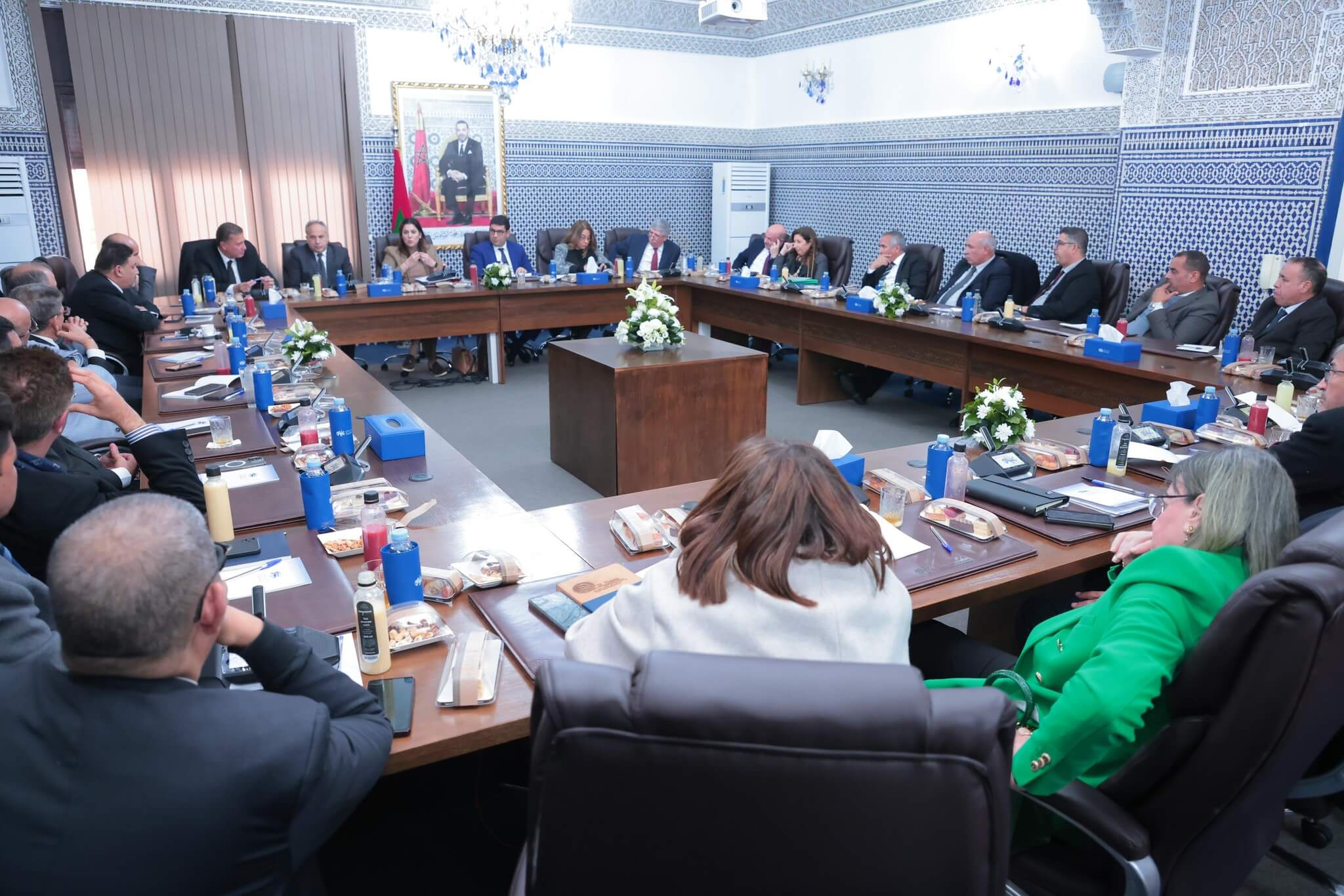 حرب "خفية" مع اقتراب الانتخابات.. الأصالة والمعاصرة يشيد بنتائجه داخل الحكومة ويُطالب حليفه حزب الاستقلال ببذل مجهود أكبر في إشكالية ندرة الماء