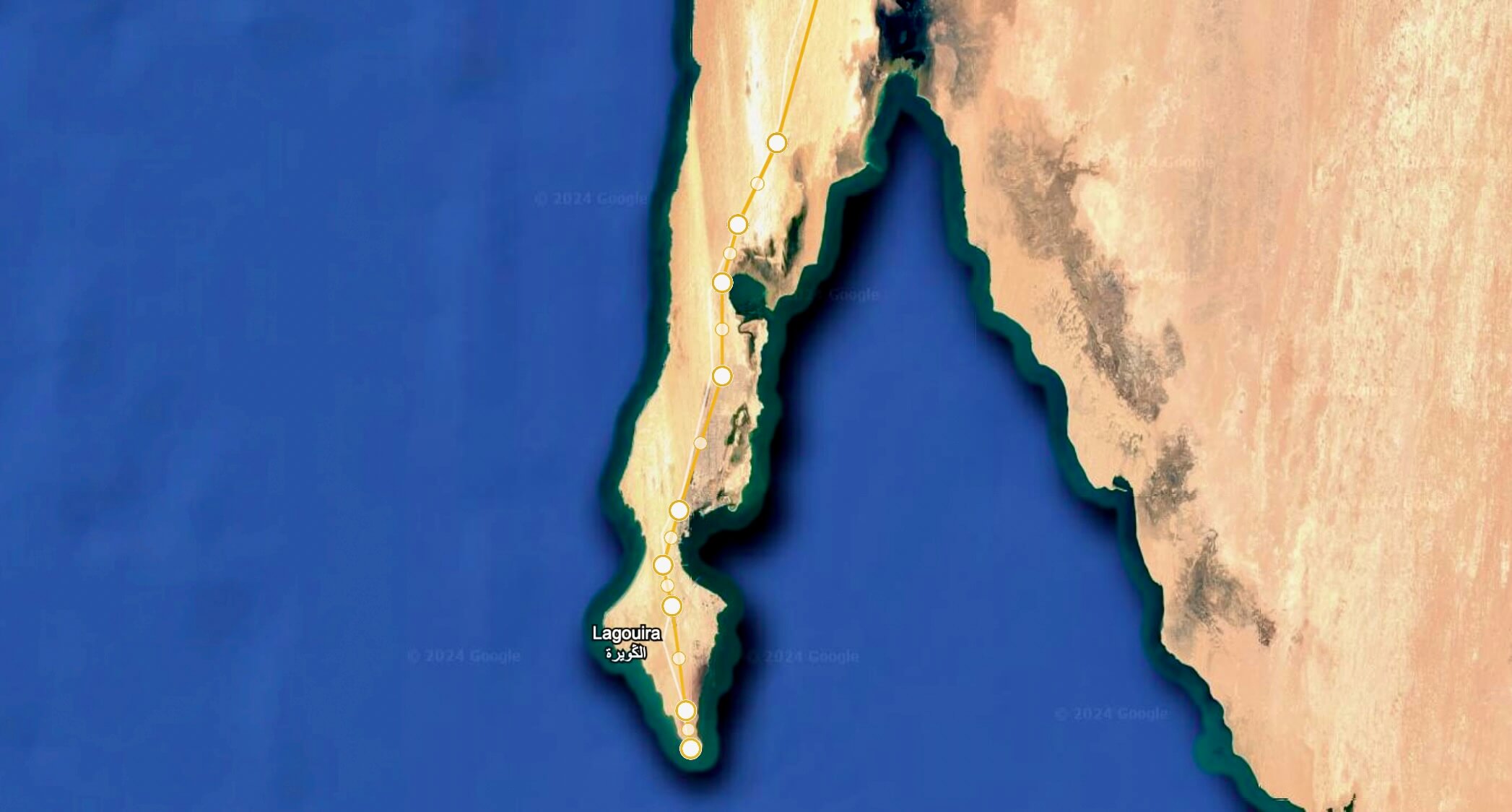 الكويرة.. قصّة مدينة مغربية منسية على حدود موريتانيا، ونقطة قوة وضعف استراتيجي للعلاقة بين الرباط ونواكشوط