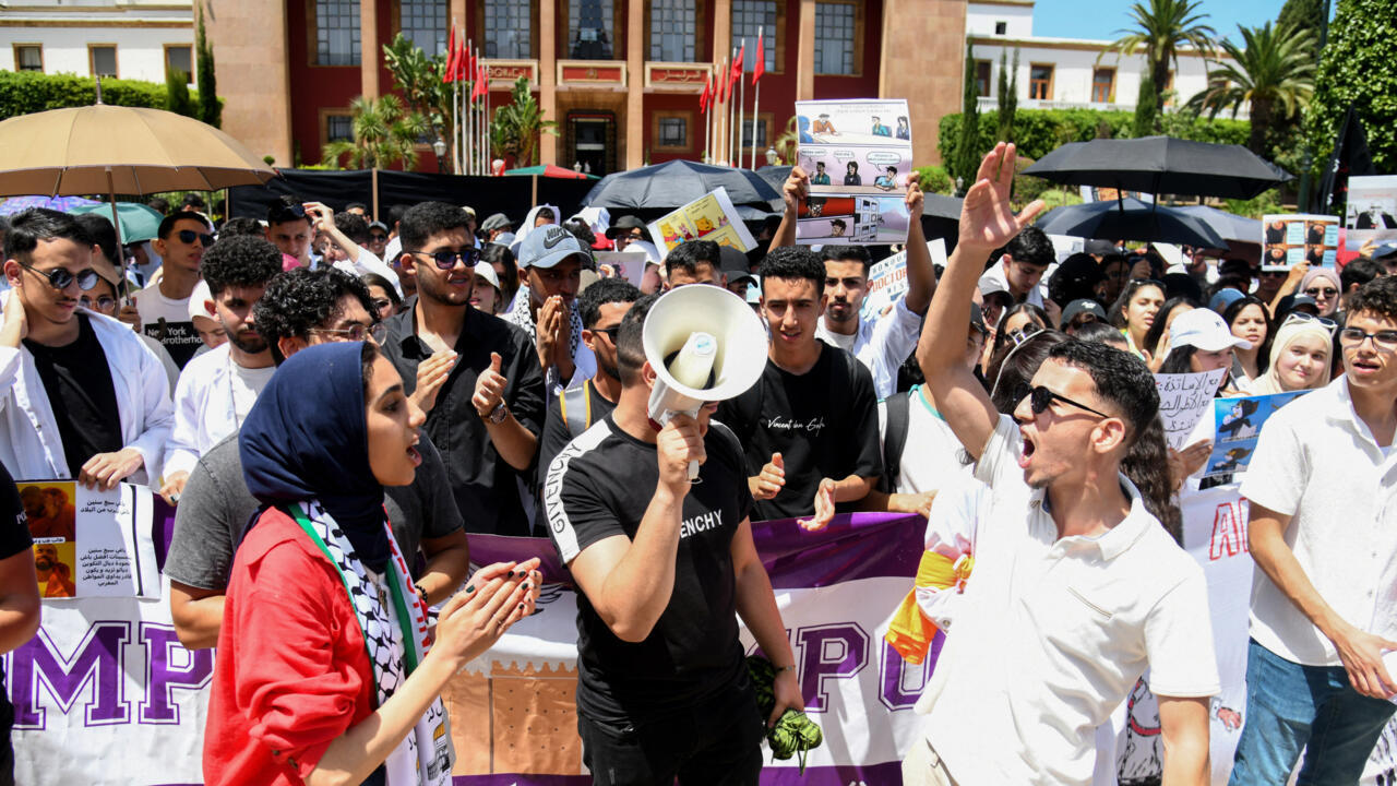  النقابات تعتبر الإضراب العام الوطني "ناجحا" وتؤكد استعدادها لخوض خطوات تصعيدية 