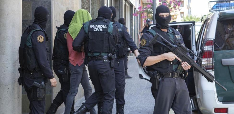  تعاون استخباراتي مَغربي إسبانيا يفضي إلى توقيف سبعة أشخاص ينتمون لتنظيم "داعش" بمقاطعة توليدو ومدريد 