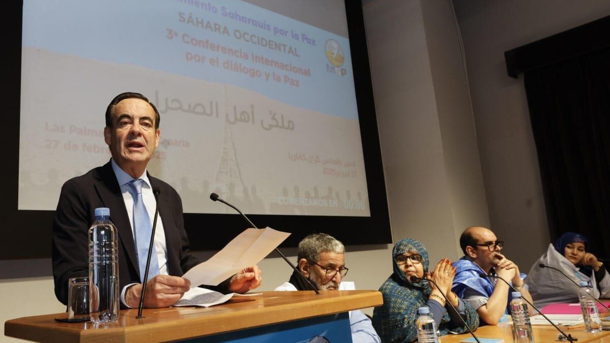  وزير الدفاع الإسباني الأسبق: الحكم الذاتي المغربي للصحراء هو الحل "الأكثر فاعلية" وعلى الصحراويين التعرف عليه بدون "أحكام مسبقة" 