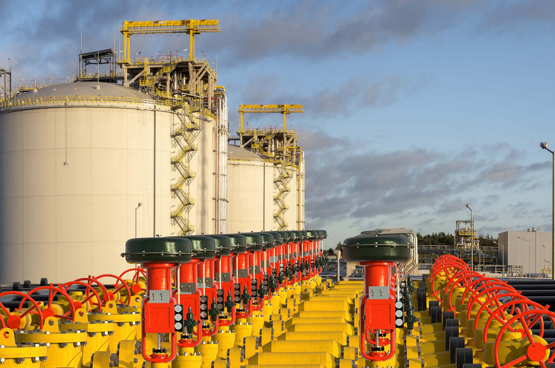  النفط يتراجع مع احتمال حل الأزمة الروسية الأوكرانية 