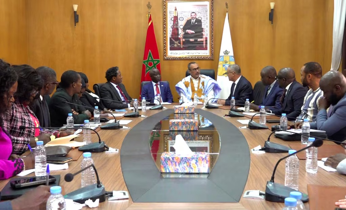 وفد ليبيري يطلع على فرص الأعمال بجهة الداخلة